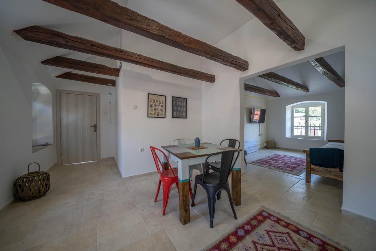 Apartments Oliva Risan Εξωτερικό φωτογραφία